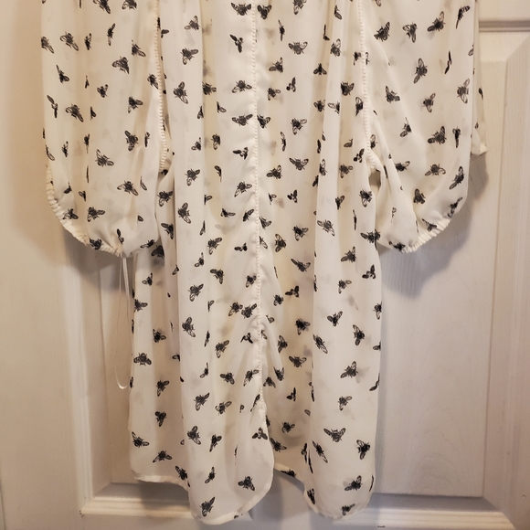 Tera by Vince Camuto Black and Cream Bee Blouse Size Small - Picture 2 of 11